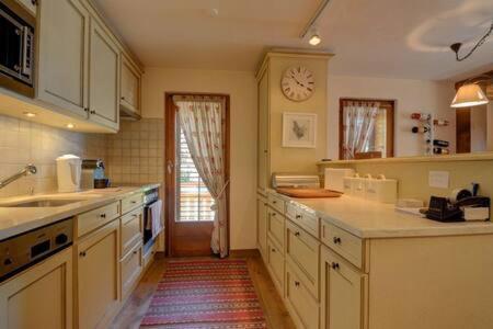 Ski-In, Chalet-Style Appt Central Verbier - 1 Min Walk To Lift Luaran gambar