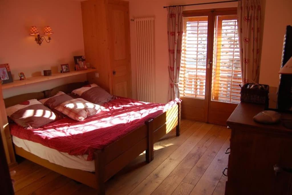 Ski-In, Chalet-Style Appt Central Verbier - 1 Min Walk To Lift Luaran gambar