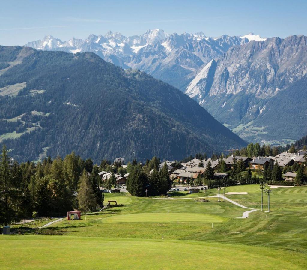 Ski-In, Chalet-Style Appt Central Verbier - 1 Min Walk To Lift Luaran gambar